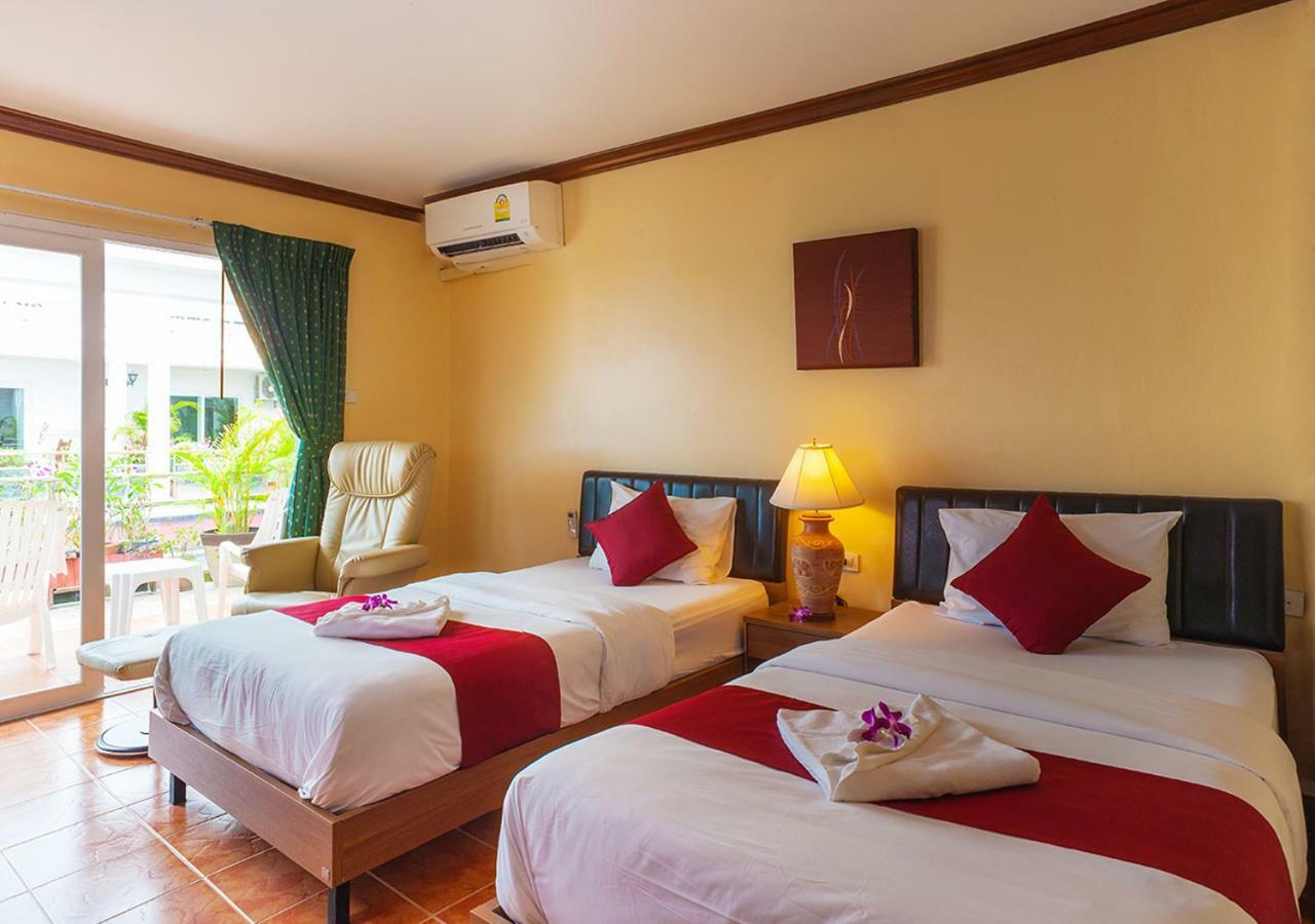 Patong Karlssons Hotel Eksteriør billede